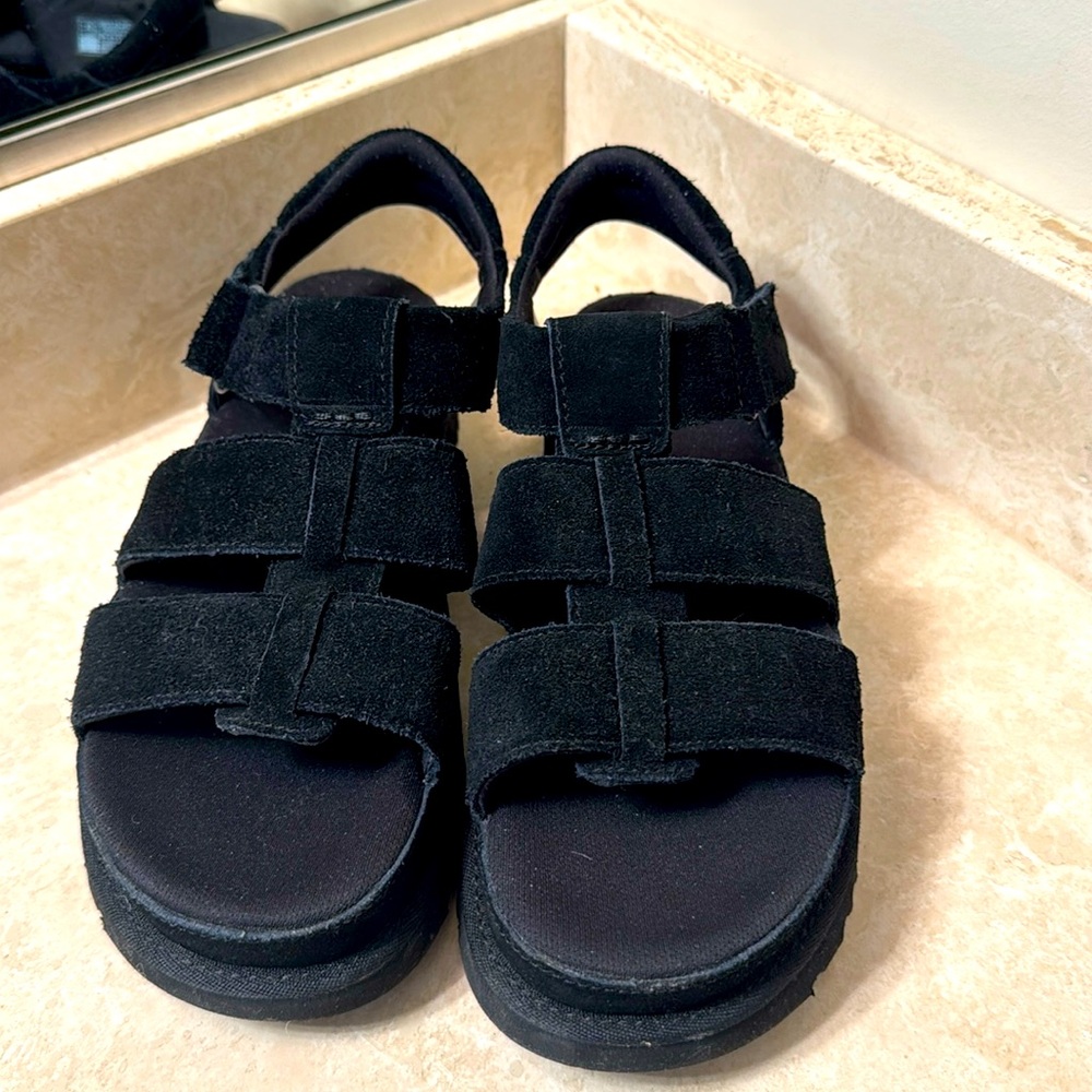 Ugh black suade womens sandals size 10